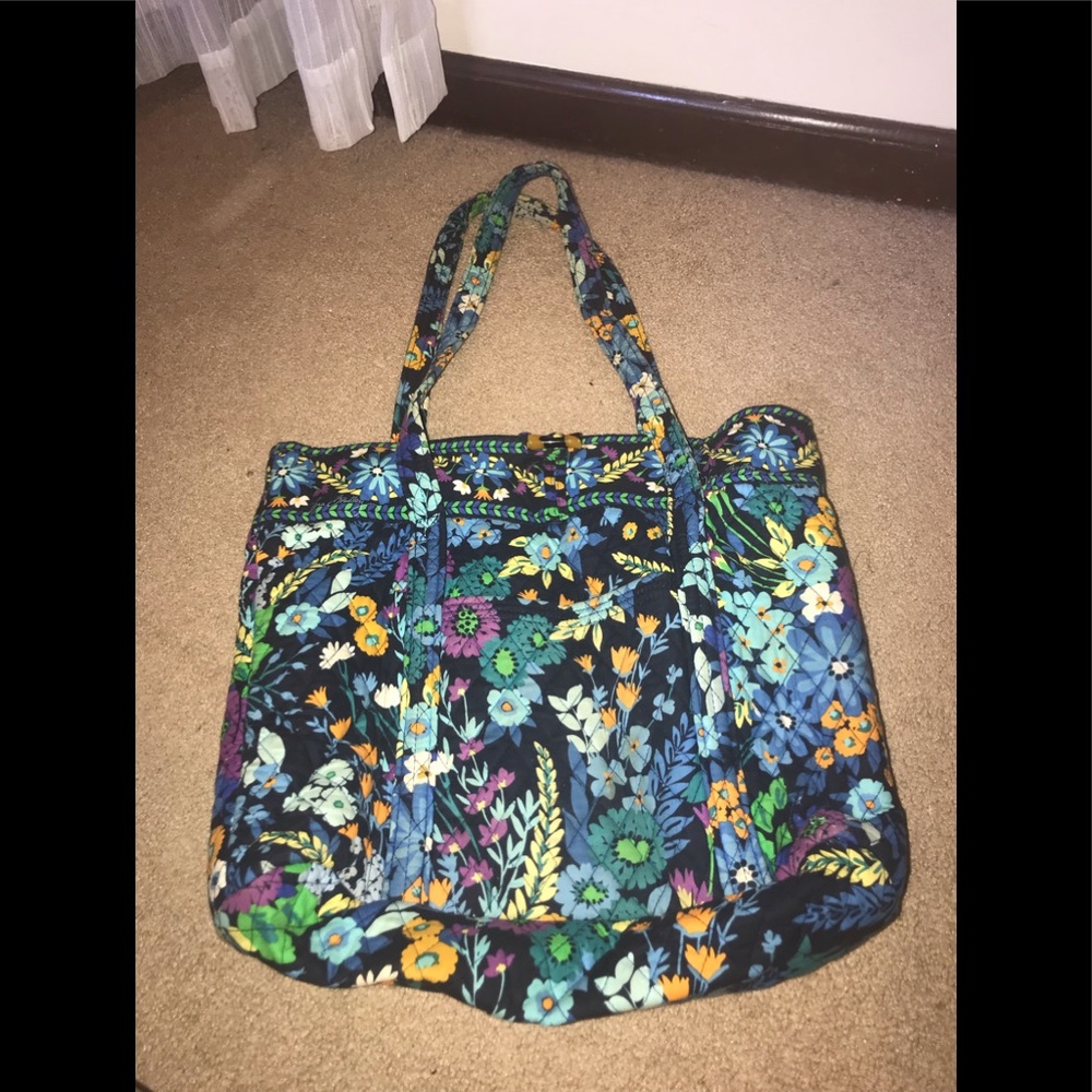 Vera Bradley tote!